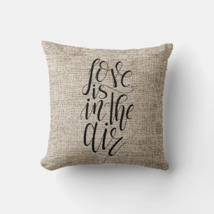 Liefde zit in het Sierkussen van de lucht