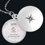 liefdesbijbelversie locket ketting<br><div class="desc">Liefde Bijbel Verse giften. Zwart-wit canvas met prachtige antiek handschrift-achtergrond,  met het bijbelse versum over liefde van Corinthians. Liefde beren,  gelooft,  hoop,  belandt alles. Liefde faalt nooit. Bekijk meer in onze winkel,  Christelijke offertes. Hieronder vindt u een link:</div>