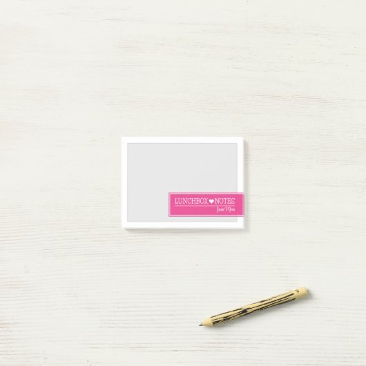 Liefdesbriefjes in de lunchdoos post-it® notes (Op bureau)