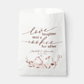 Liefdeslachen en een koekje voor na de bruiloft bedankzakje (Voorkant)