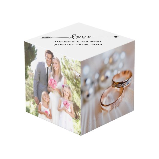 Liefdesscript met aangepaste namen en trouwfoto's kubus (Voorkant hoekig)