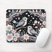 Liefdesvogels in kerstachtergrond muismat (Met muis)