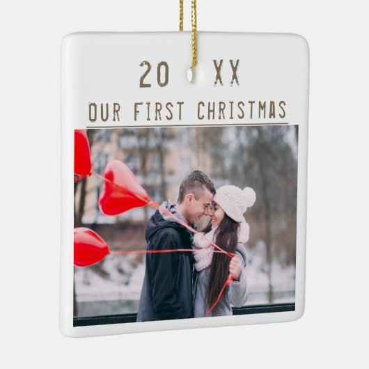 Liefdevol Koppel 1e Kerstmis Keepsake 2 Foto's Keramisch Ornament (Rechts)