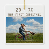 Liefdevol Koppel 1e Kerstmis Keepsake 2 Foto's Keramisch Ornament (Achterkant)