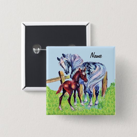 liefdevol moederpaard met bruin veulen gras vierkante button 5,1 cm (Voorkant /achterkant)