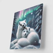 Liefdevolle poolvossen Noorderlicht Snowy Forest Vierkante Klok (Hoek)
