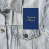 Lieflijke Chique Calligraphy Koppel Namen Blauw & Button (Insitu)