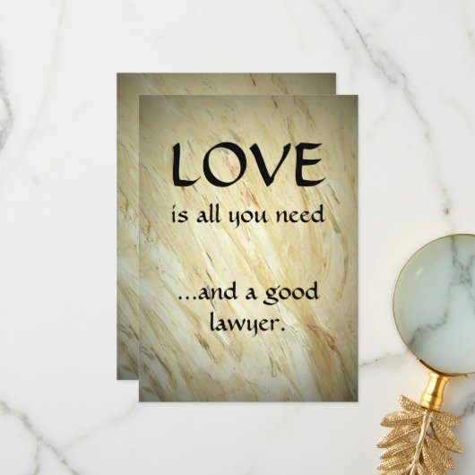Liefs en een goede advocaat dank je bedankkaart (Voorkant / Achterkant in situ)