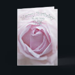 Liefste vrouw, een verjaardagskaart met een roze r kaart<br><div class="desc">Een delicate bleke roze roos in het midden. Een prachtige Birthday-kaart die je kunt aanpassen om je eigen gevoelens over te brengen.</div>