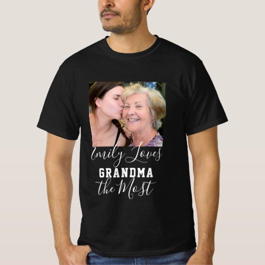 LIEFT GRANDMA OP DE MEESTE Moederdag VAN DE Aangep T-shirt (Voorkant)
