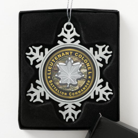Lieutenant Colonel Battalion Commander Tin Sneeuwvlok Ornament (Kistje)