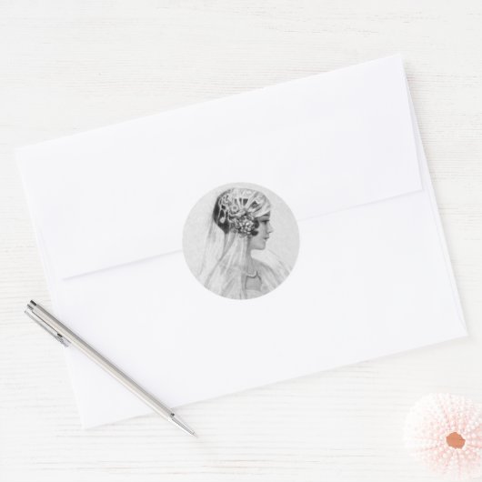 Lieve  bride, grayscale ronde sticker (Envelop)