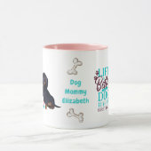 Lieve bruine Dachshund-hond houdt van mama-verjaar Mok (Midden)