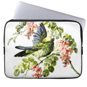 Lieve jonge papegaai in bloeiende boom laptop sleeve
