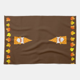 Lieve Kabouter en Herfstbladeren op Bruin Theedoek
