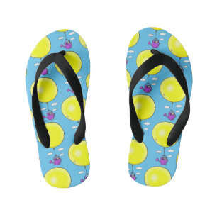 Lieve muis in gietkan met ballon cartoon kinder teenslippers
