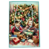 Lieve nostalgische kinderen met kerst van en naar medium cadeauzakje (Voorkant)