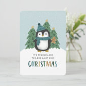 Lieve Pinguïn Grappige Pinguïn Kerstmis Feestdagenkaart (Staand voorkant)