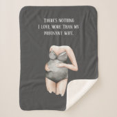 Lieve romantische vrouwen met een kinderwagen met sherpa deken (Voorkant)