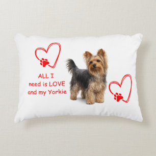 Lieve Yorkie   Fotorealistisch honden kussen