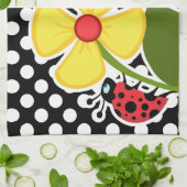 Lieveheersbeestje op zwarte en witte stippen theedoek (Gevouwen)