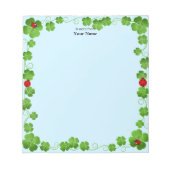 Lieveheersbeestjes en Four_Leaf Clovers Eenvoudig Notitieblok (Voorkant)