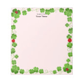 Lieveheersbeestjes en Four_Leaf Clovers Eenvoudig Notitieblok (Voorkant)
