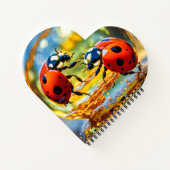 Lieveheersbeestjes in een druppel water notitieboek (Achterkant)