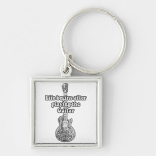 Life begins after playing the guitar. black & whit sleutelhanger