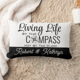 "Life by the Compass" op maat Kussen