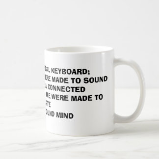 LIFE: EEN TOETSENBORD VAN DE GIANTE MUZIEKTE; WE Z KOFFIEMOK