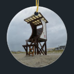 Life Guard Stand Wright tsville Beach NC Keramisch Ornament<br><div class="desc">Life Guard Stand Wright tsville Beach NC Foto genomen tijdens orkaan Arthur</div>