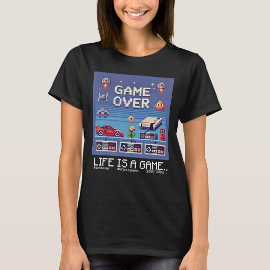 Life Is A Game Over (vrouwelijke gamer) T-shirt (Voorkant)