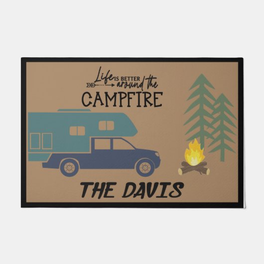 Life Is Better Around The Campfire Personalized Deurmat (Voorkant)