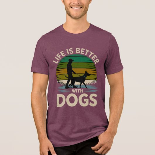 Life Is Better With Dogs Retro Sunset T-Shirt  (Voorkant)