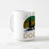 Life Is Better With Dogs Retro Sunset T-Shirt  Koffiemok (Voorkant links)