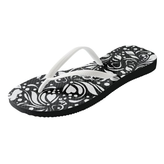 Life Quote Black Paisley Teenslippers van Adiela A (Schuin)