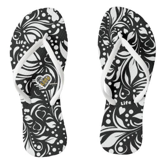 Life Quote Black Paisley Teenslippers van Adiela A (Voetbed)