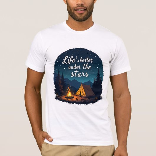 Life’s Better Under the Stars Camping T-Shirt Desi (Voorkant)