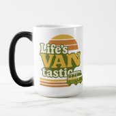 Life’s VANtastic Retro 70s Van Graphic Magische Mok (Links)
