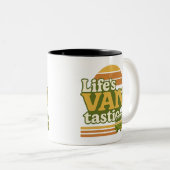 Life’s VANtastic Retro 70s Van Graphic Tweekleurige Koffiemok (Voorkant rechts)