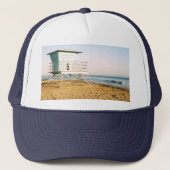 Lifeguard Tower in Santa Cruz Trucker Pet (Voorkant)