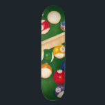 Lifelike Billiards Table met Balls en Chalk Persoonlijk Skateboard<br><div class="desc">Rack ze met dit spectaculaire schilderij van een billiardtafel van Jennifer Goldberger. De ballen zien er nieuw uit, het vilt ziet er immaculair uit en de krijt is al aangebracht op de richtsnoerstokken. Hang dit in je huis, of geef het aan een vriend of geliefde die van een spel van...</div>