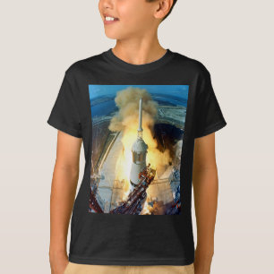 Liftoff van de Apollo 11 Saturn V Space Vehicle T-shirt