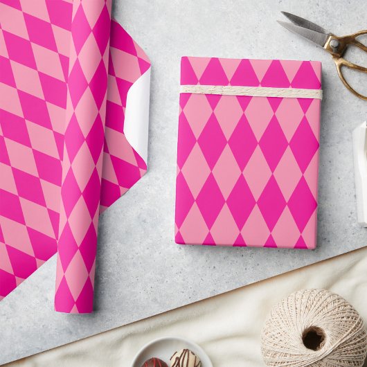 Light and Dark Pink Harlequin Diamonds Checkers Cadeaupapier