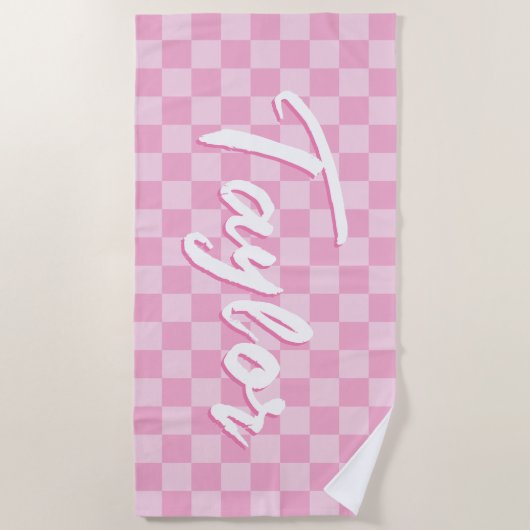 Light and Pale Pink Checkerboard Bold Name Strandlaken (Voorkant)