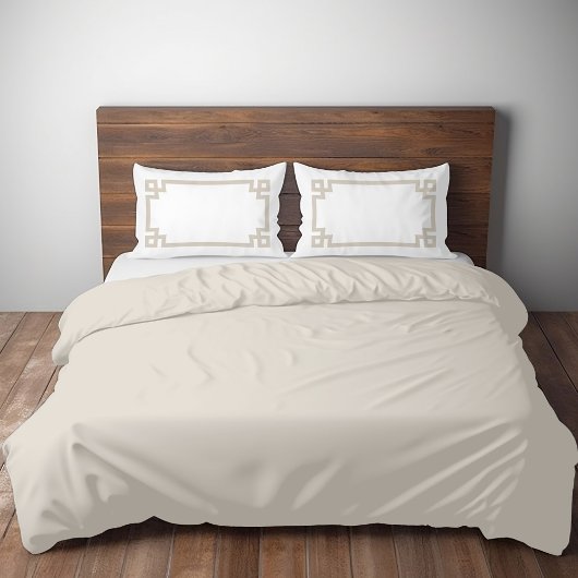 Light Beige and White Greek Key Border Standard Kussensloop