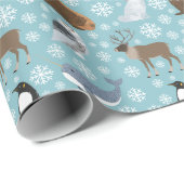 Light Blue Cute Winter Animal Christmas Birthday Cadeaupapier (Rol Hoek)