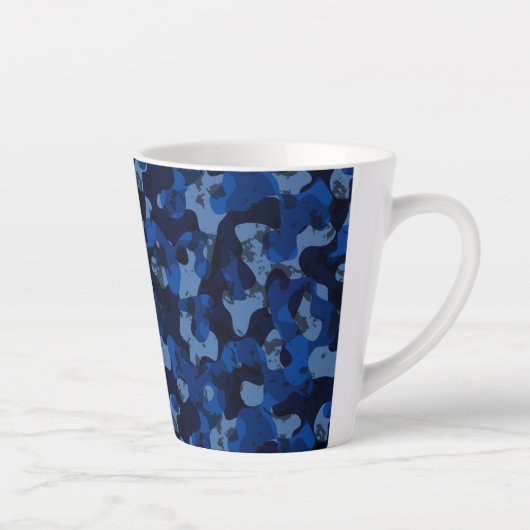 light blue, dark blue, dusty blue camo abstract latte mok (Rechts)