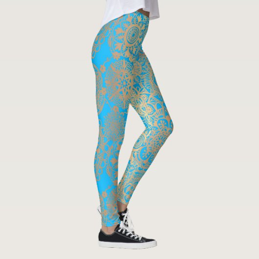 Light Blue en Gold Boho Mandala Pattern Yoga Leggings (Rechts)